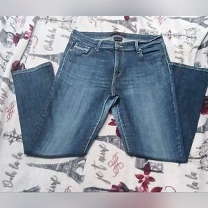 LEVI'S The Original Jean Mid Rise Skinny Dark Wash Jean 99% Cotton